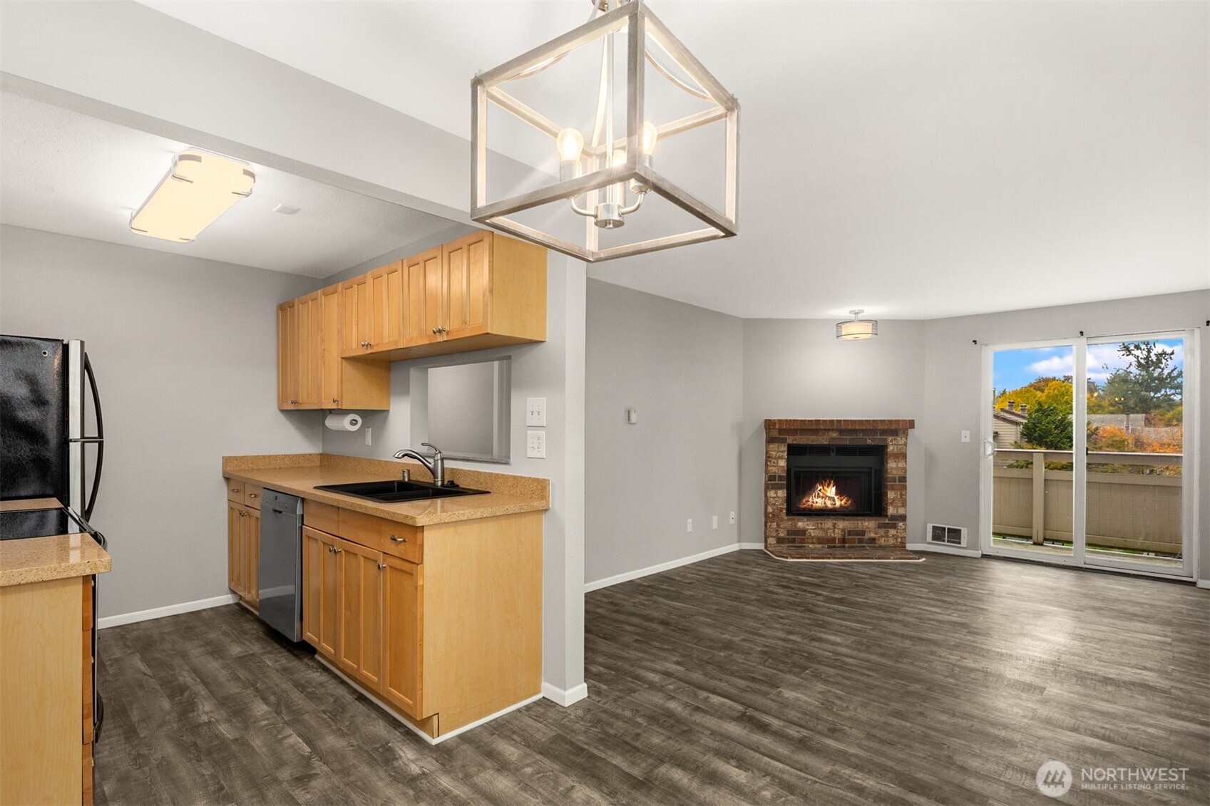 14200 NE 171st Street #D202, Woodinville, WA 98072