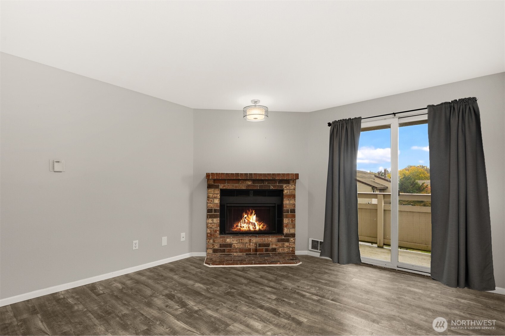 14200 NE 171st Street #D202, Woodinville, WA 98072