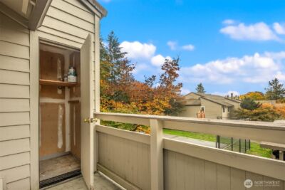 14200 NE 171st Street #D202, Woodinville, WA 98072 - Photo 25