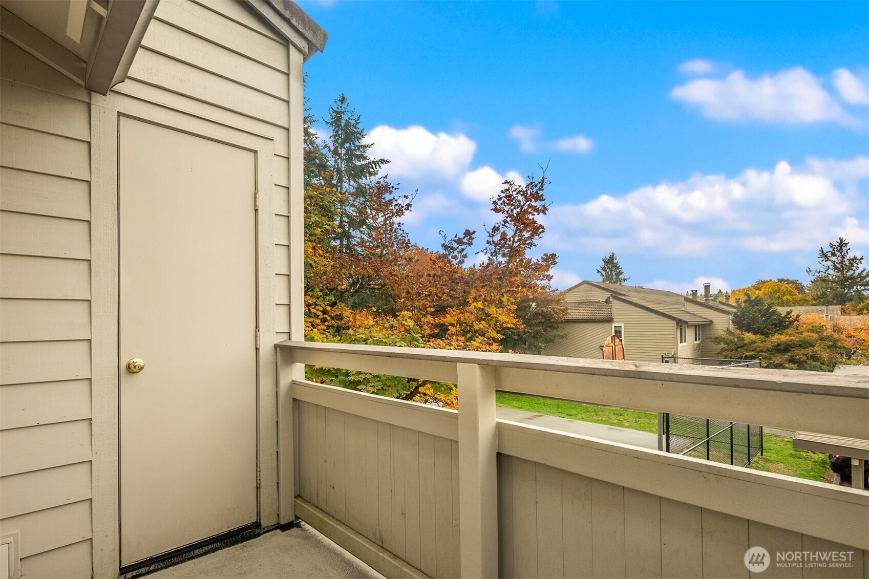 14200 NE 171st Street #D202, Woodinville, WA 98072