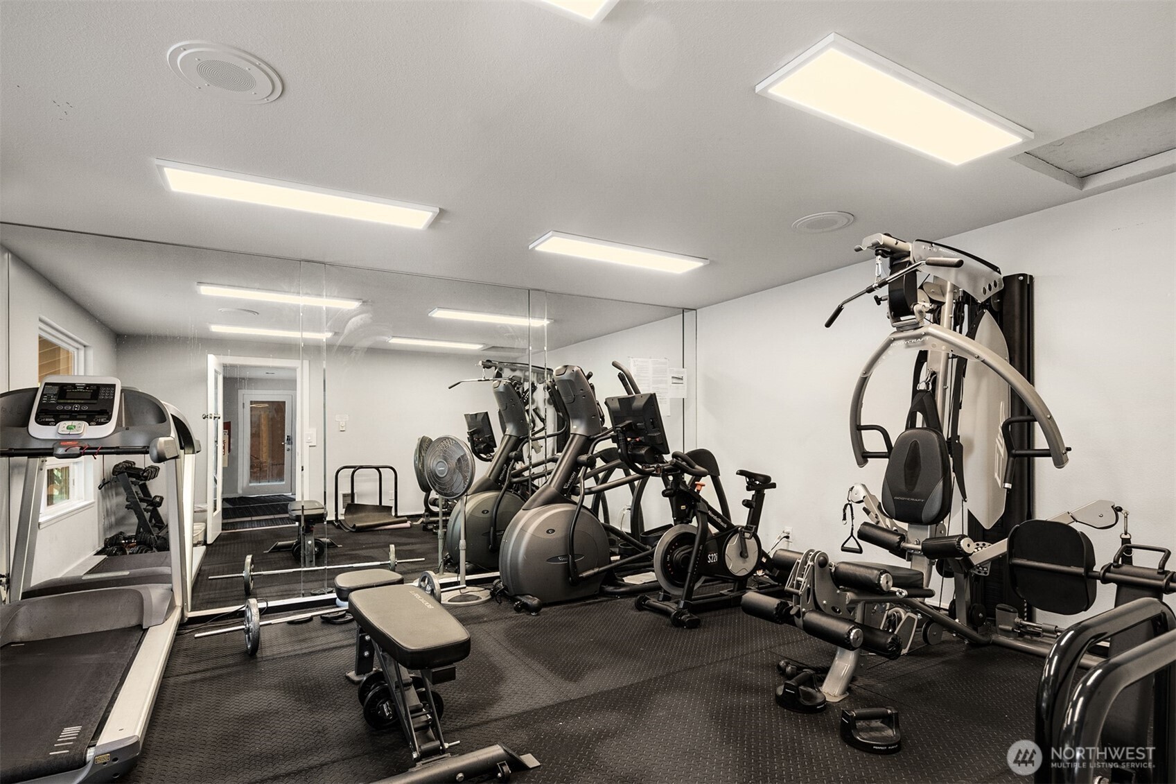 14200 NE 171st Street #D202, Woodinville, WA 98072