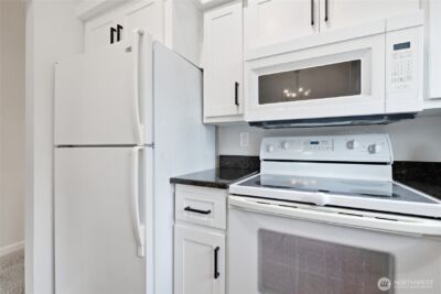 210 Mt Park Boulevard SW #F301, Issaquah, WA 98027 - Photo 15