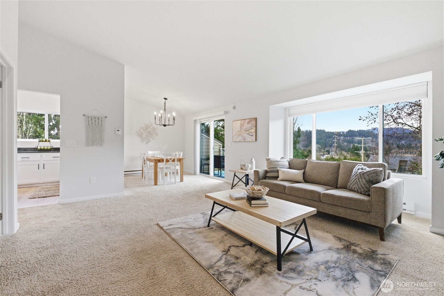 210 Mt Park Boulevard SW #F301, Issaquah, WA 98027