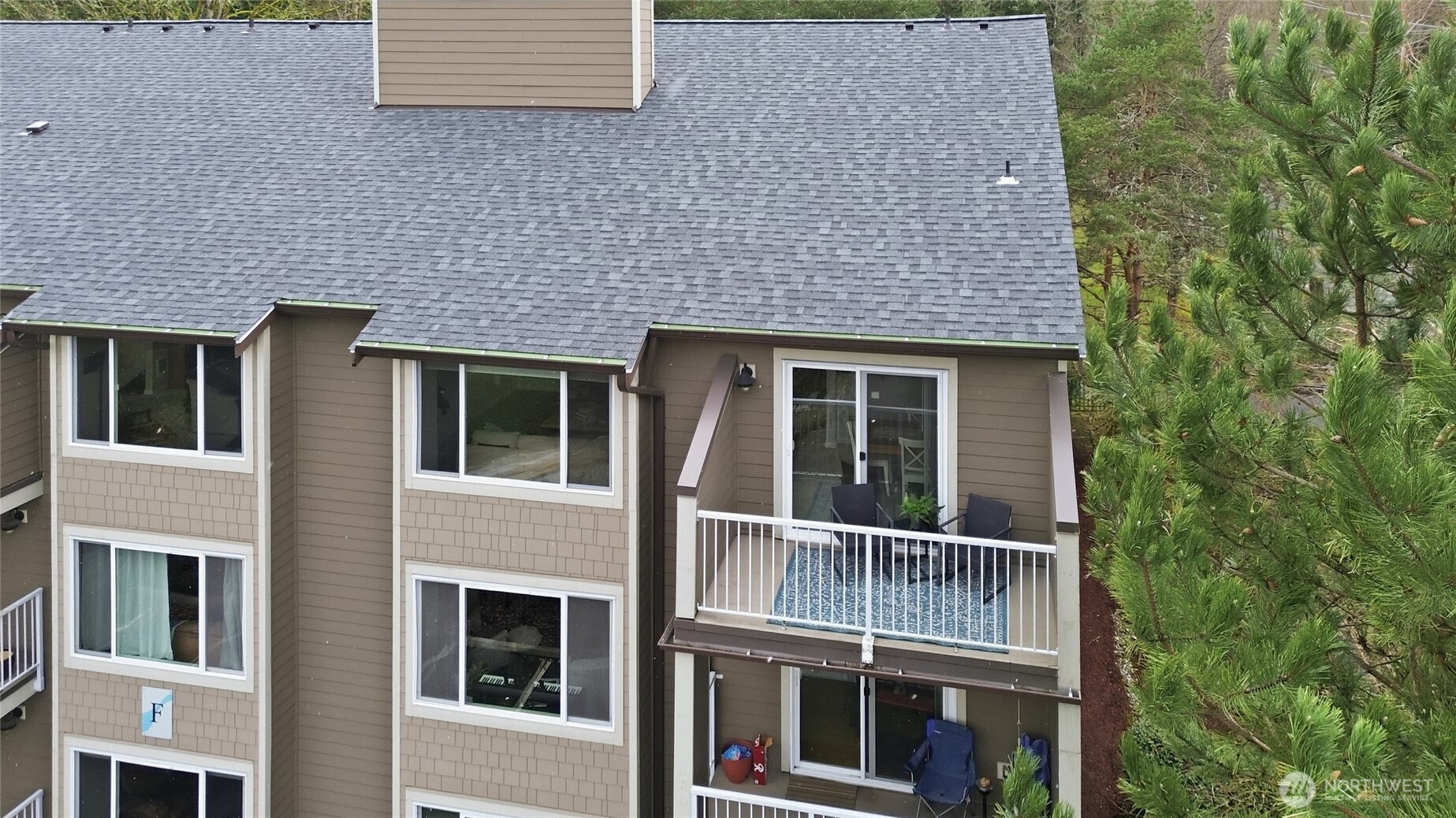 210 Mt Park Boulevard SW #F301, Issaquah, WA 98027