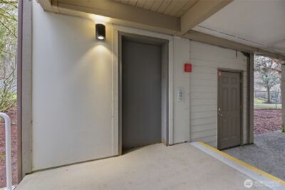 210 Mt Park Boulevard SW #F301, Issaquah, WA 98027 - Photo 25