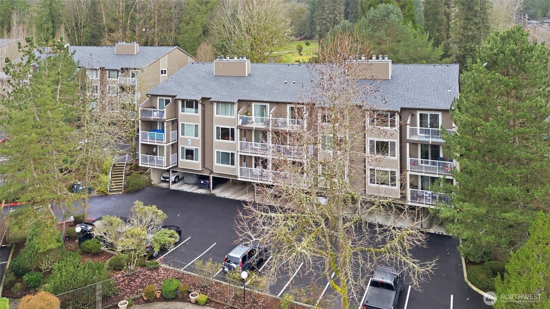 210 Mt Park Boulevard SW #F301, Issaquah, WA 98027