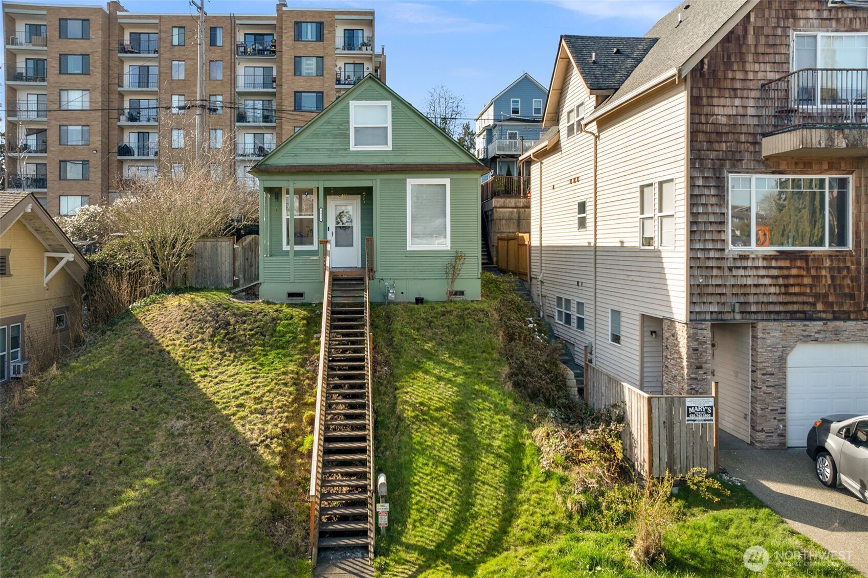 3418 Wetmore Avenue , Everett, WA 98201