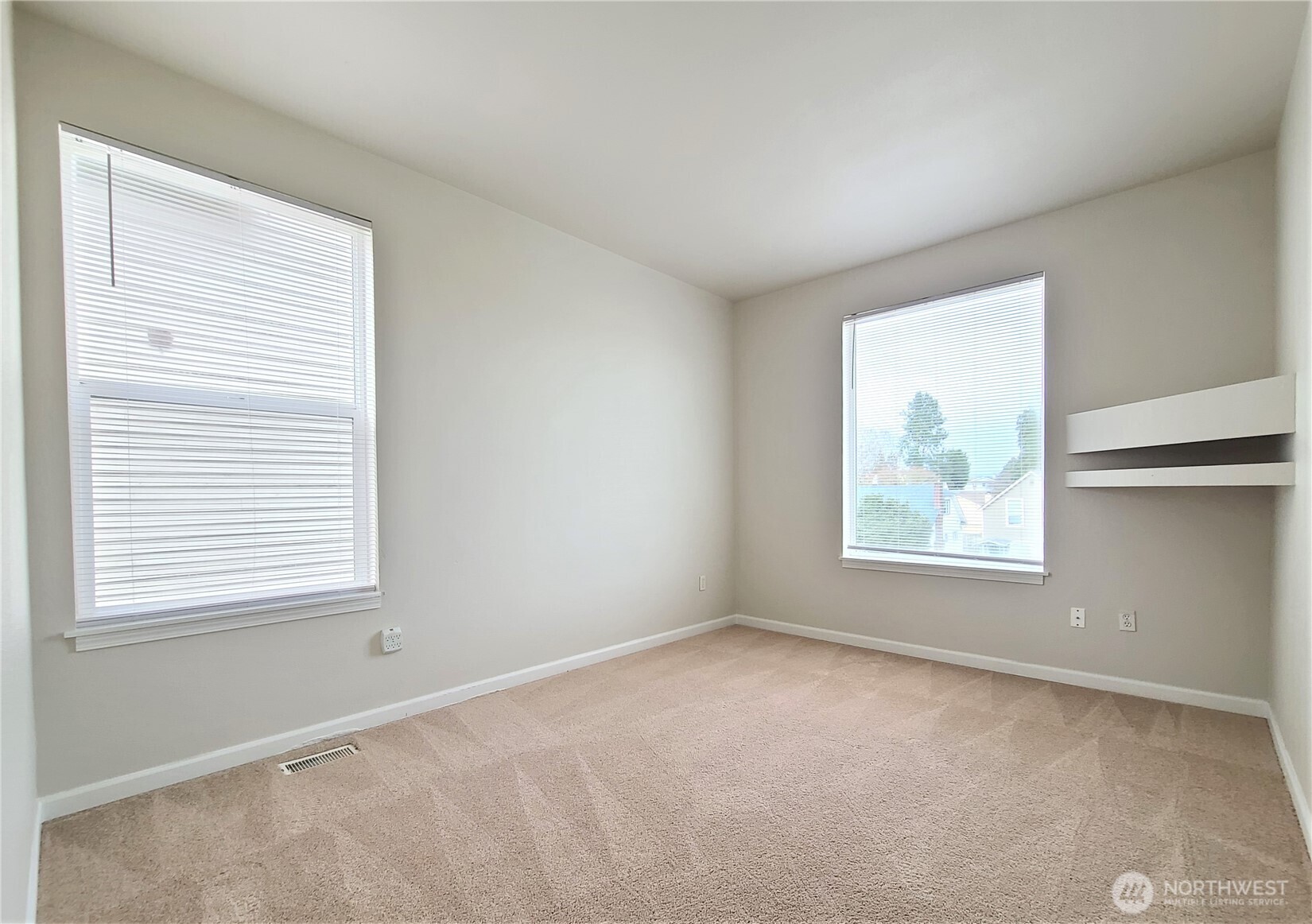 3418 Wetmore Avenue , Everett, WA 98201