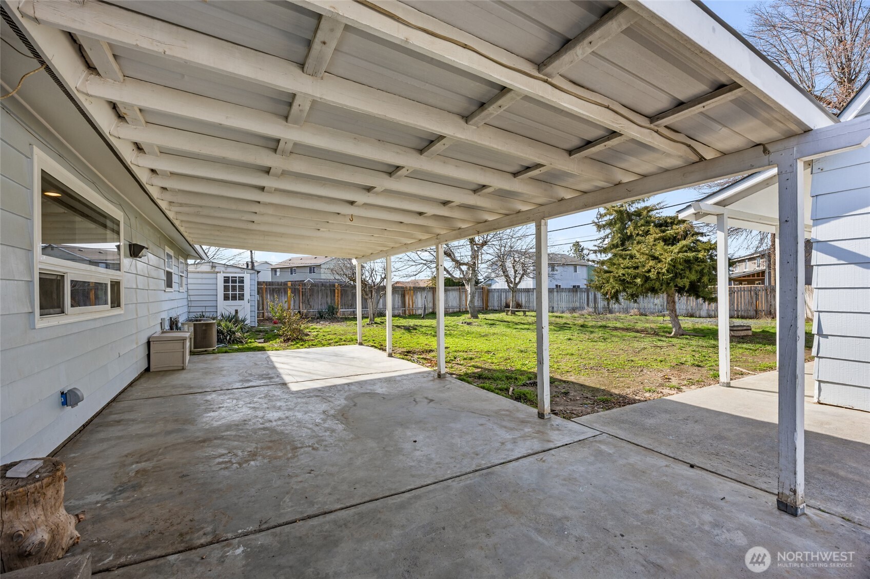 1634 S Wallace Street , Moses Lake, WA 98837