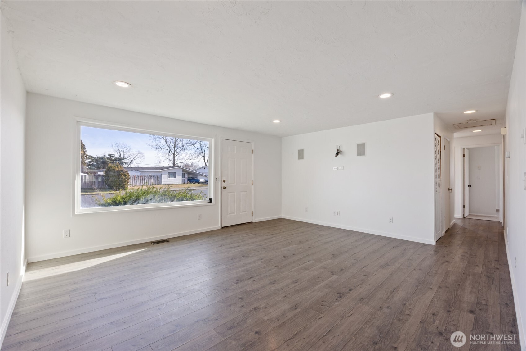 1634 S Wallace Street , Moses Lake, WA 98837