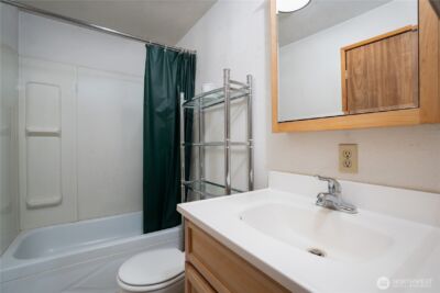 12833 Squaw Wood Lane SE, Rainier, WA 98576 - Photo 13