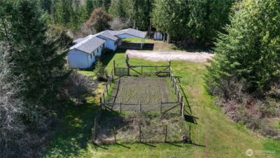 12833 Squaw Wood Lane SE, Rainier, WA 98576 - Photo 3