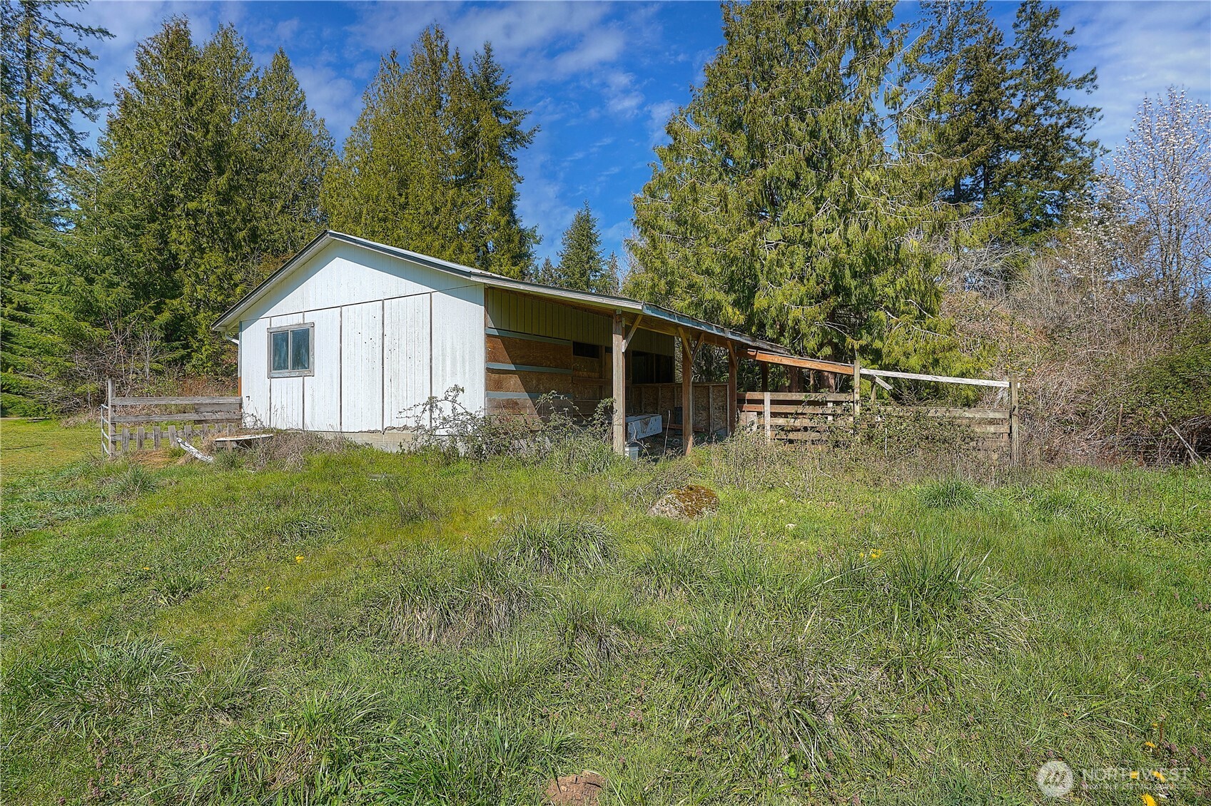 12833 Squaw Wood Lane SE, Rainier, WA 98576