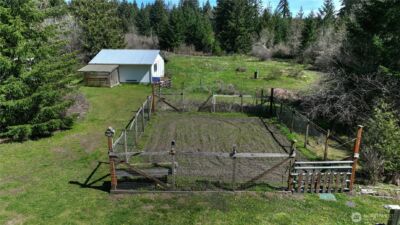 12833 Squaw Wood Lane SE, Rainier, WA 98576 - Photo 32