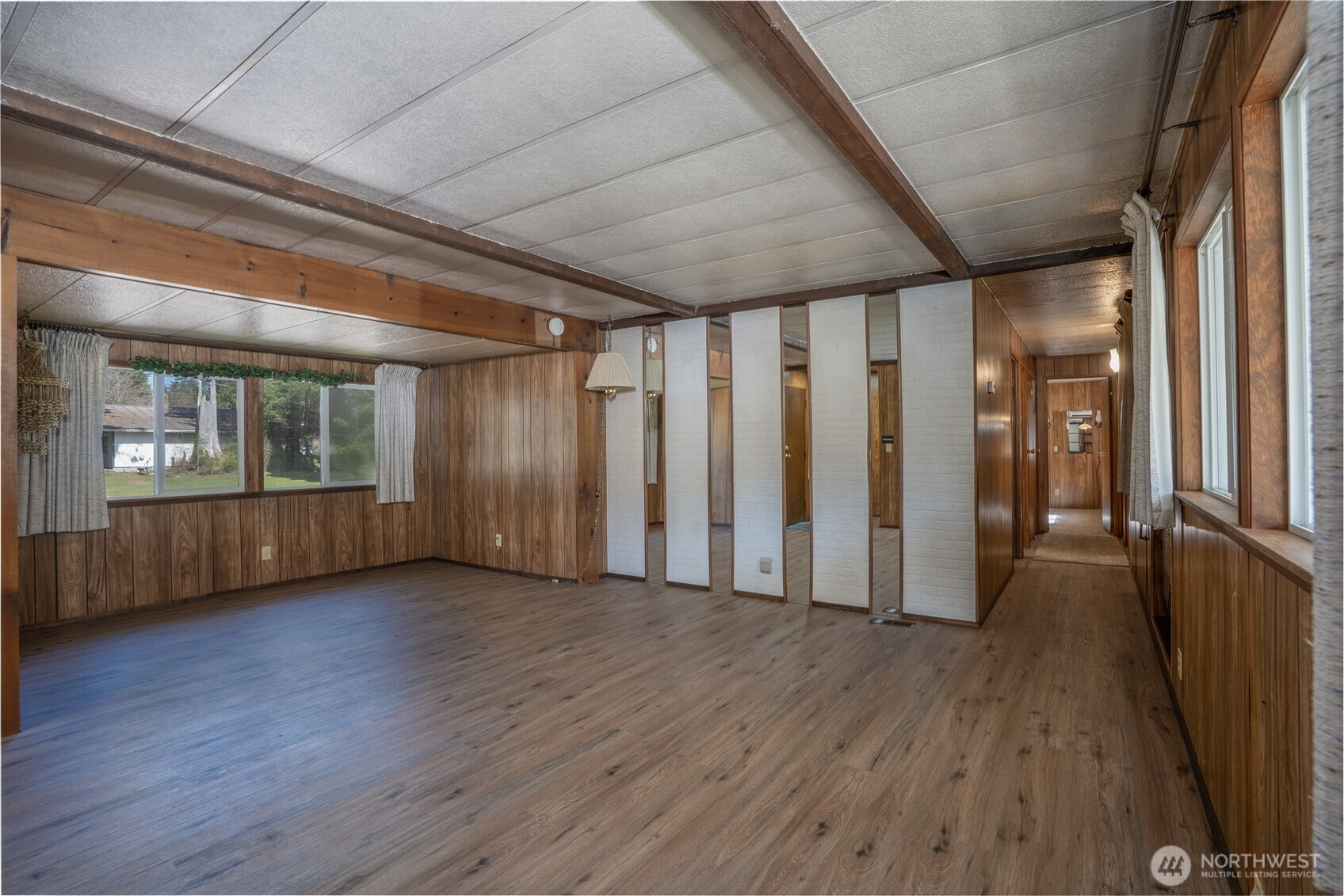 12833 Squaw Wood Lane SE, Rainier, WA 98576