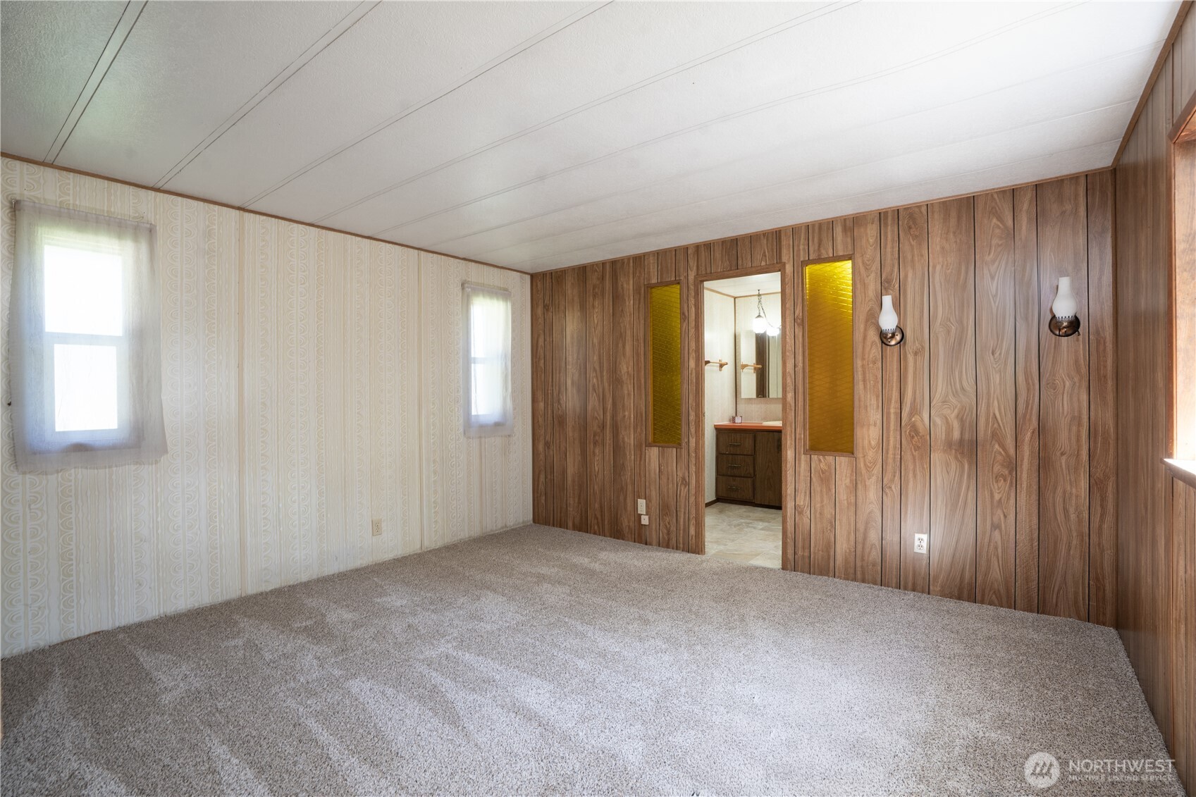 12833 Squaw Wood Lane SE, Rainier, WA 98576