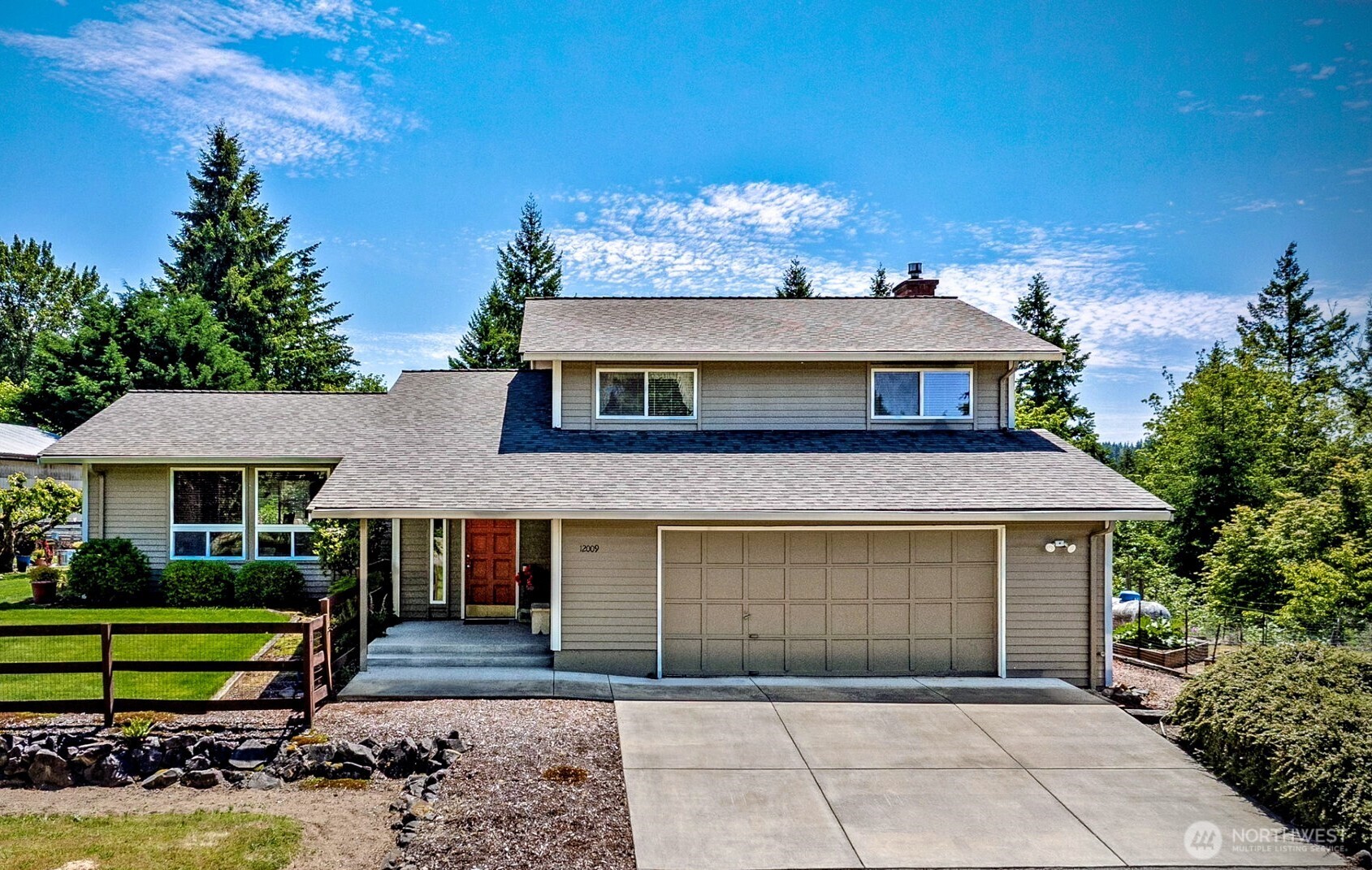 12009 239th Avenue Ct E, Buckley, WA 98321-9674