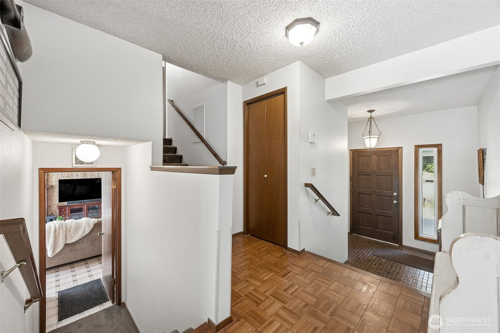 12009 239th Avenue Ct E, Buckley, WA 98321-9674