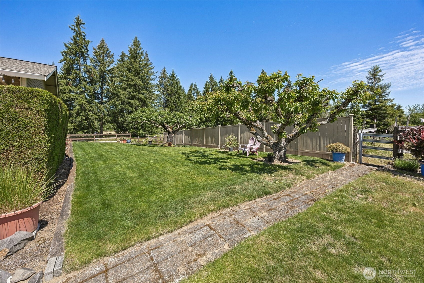 12009 239th Avenue Ct E, Buckley, WA 98321-9674