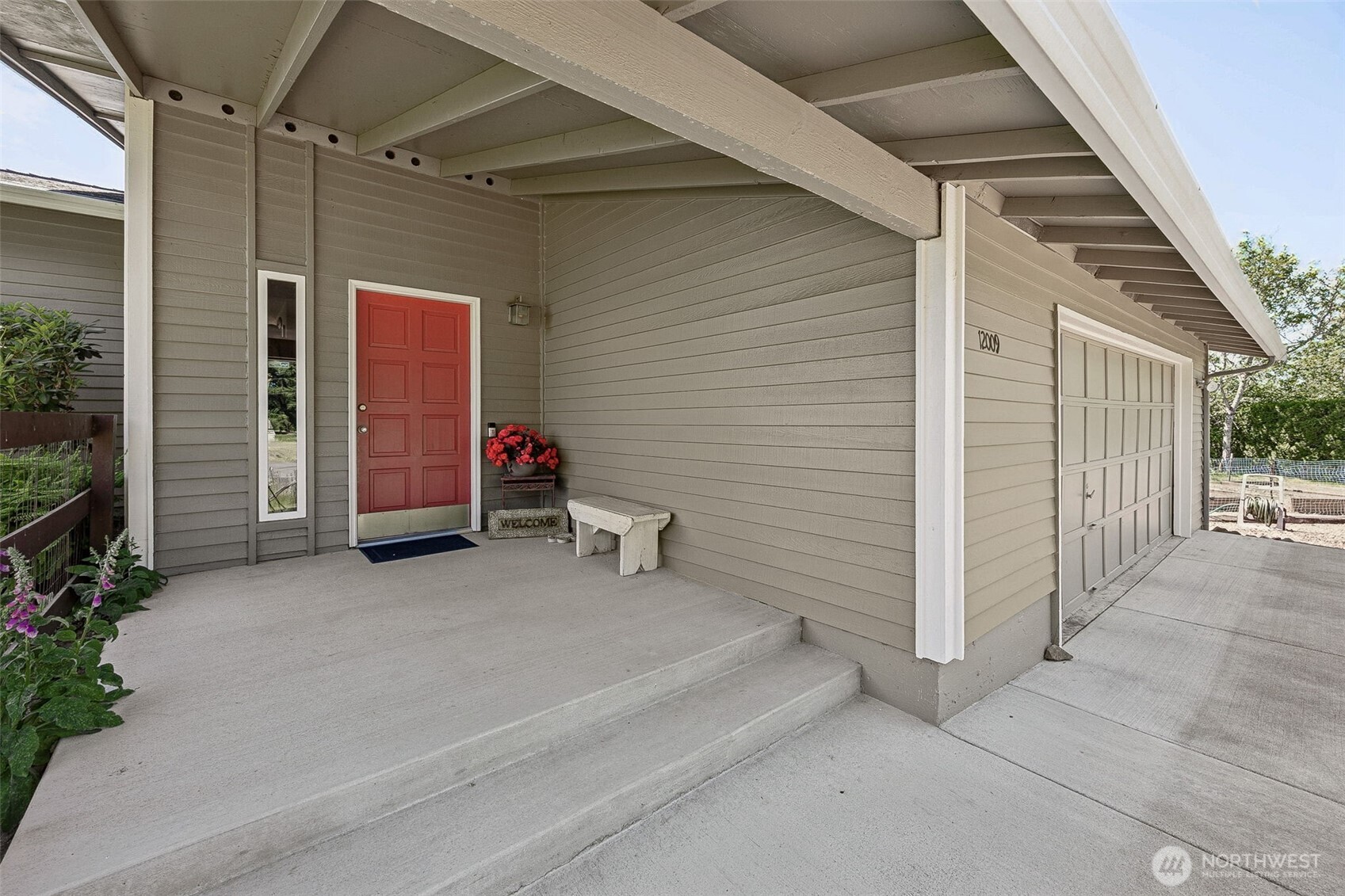 12009 239th Avenue Ct E, Buckley, WA 98321-9674