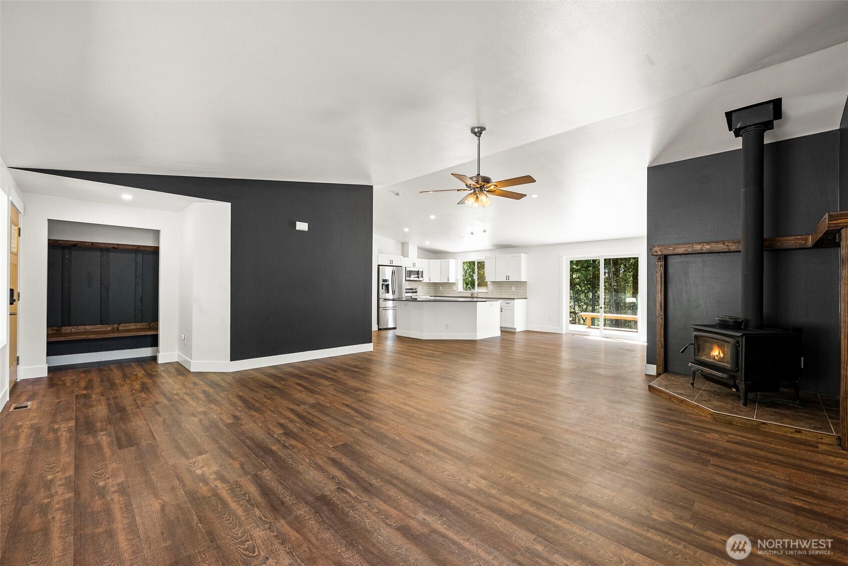23430 Fisk Road E, Orting, WA 98360