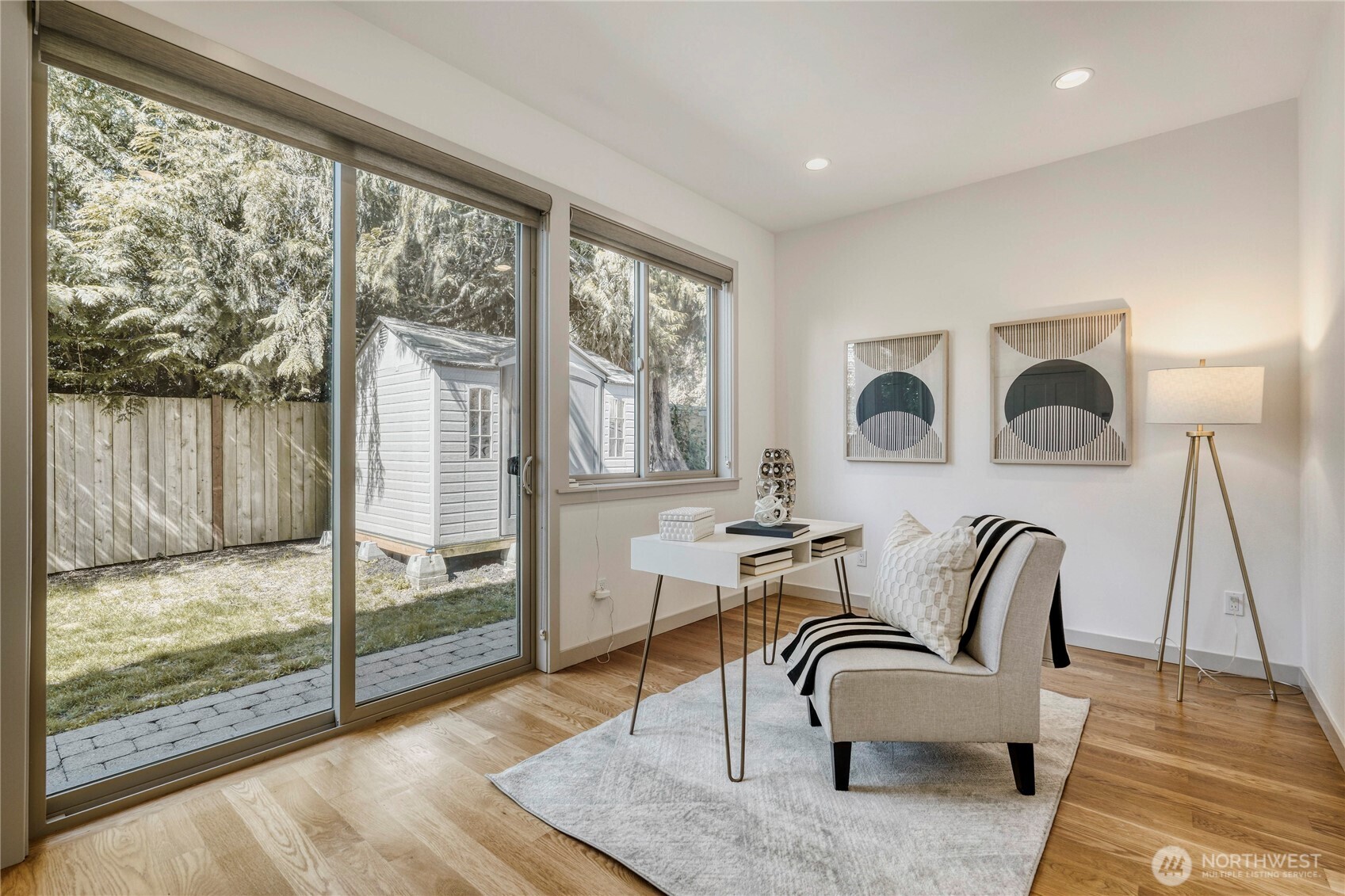 10719 Densmore Avenue N, Seattle, WA 98133