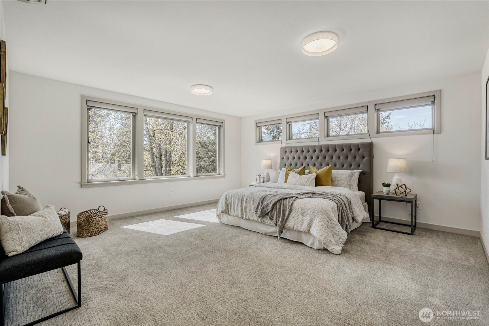 10719 Densmore Avenue N, Seattle, WA 98133