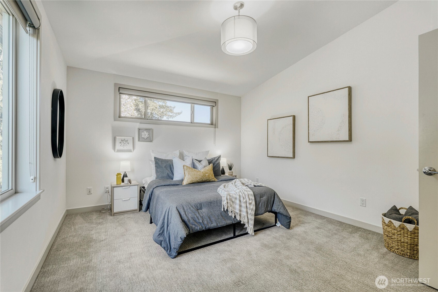 10719 Densmore Avenue N, Seattle, WA 98133