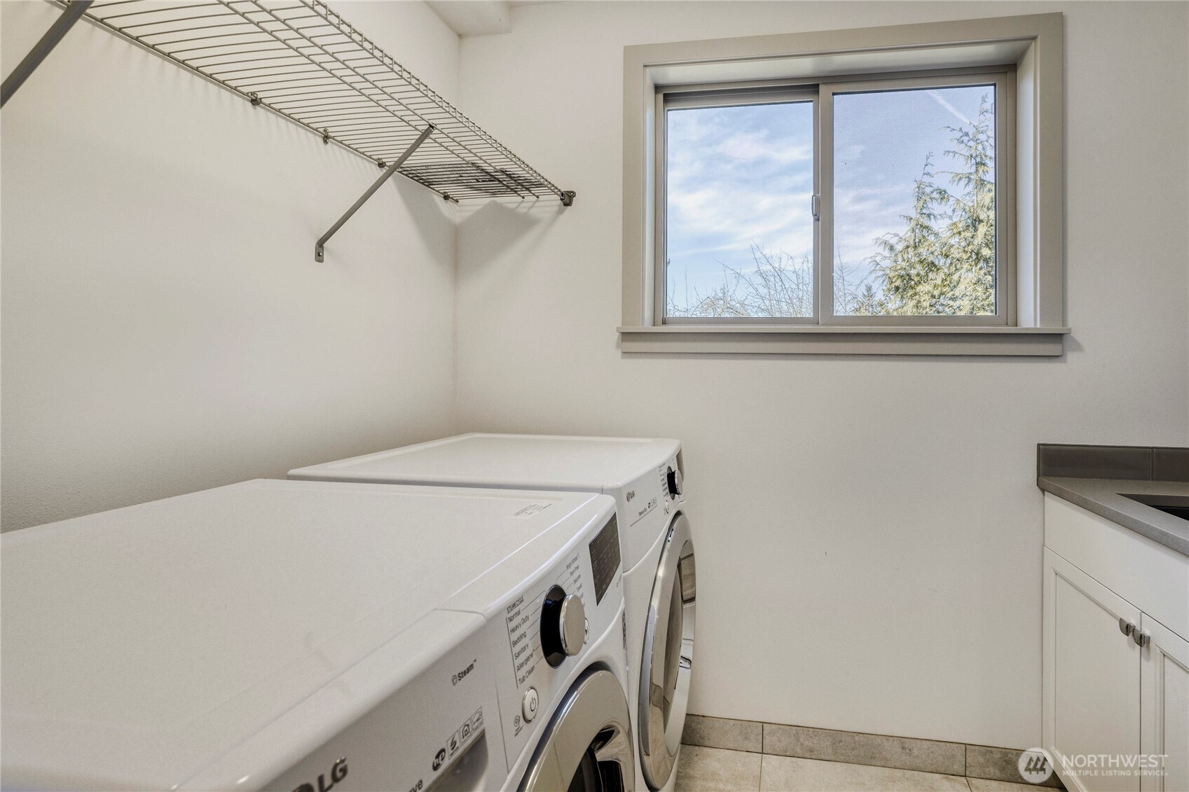 10719 Densmore Avenue N, Seattle, WA 98133