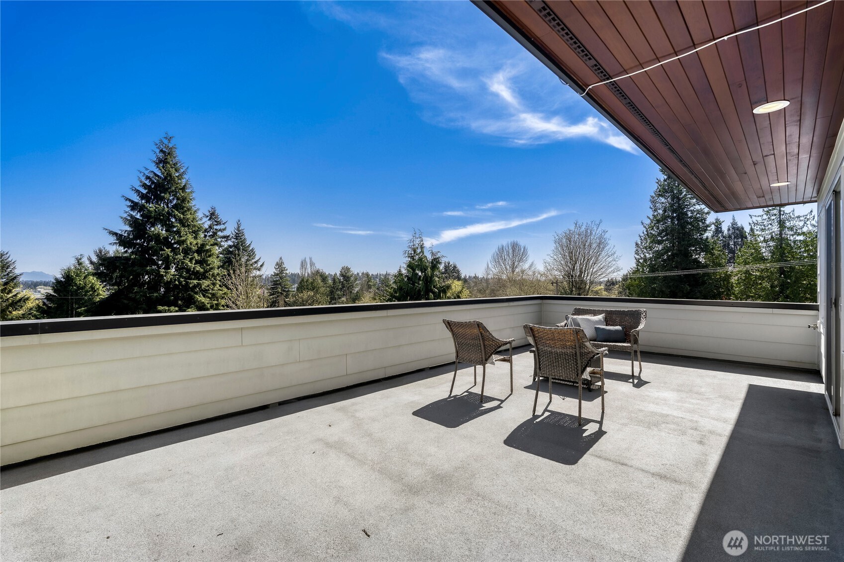 10719 Densmore Avenue N, Seattle, WA 98133