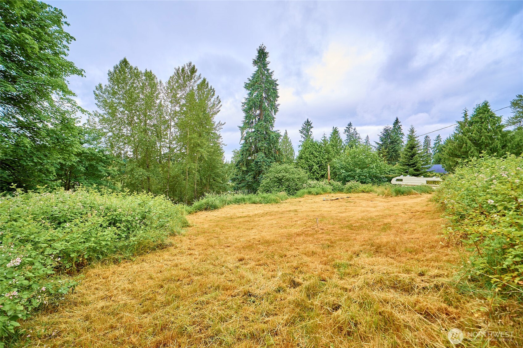 16718 SE May Valley Road , Renton, WA 98059