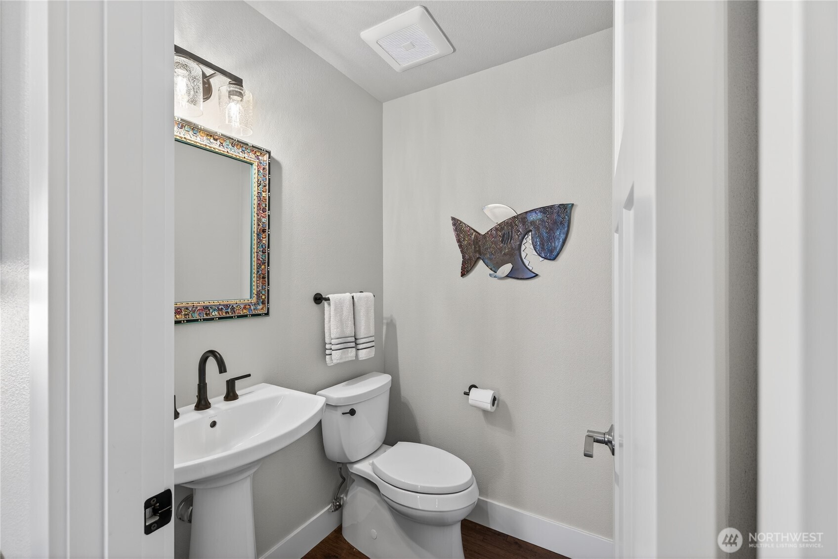 4301 Glasgow Way , Anacortes, WA 98221