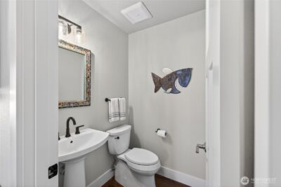4301 Glasgow Way , Anacortes, WA 98221 - Photo 24