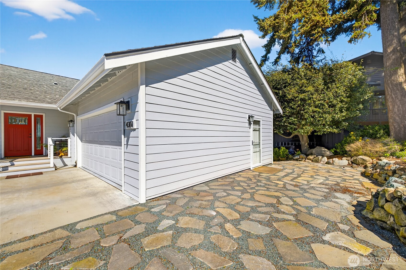 4301 Glasgow Way , Anacortes, WA 98221