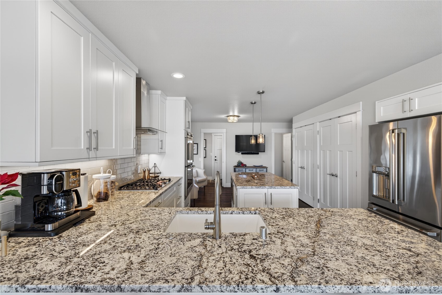 4301 Glasgow Way , Anacortes, WA 98221