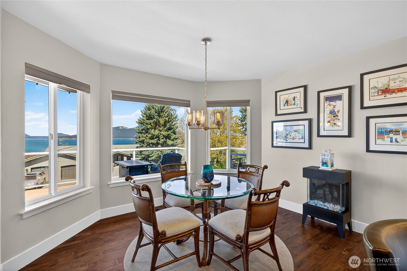4301 Glasgow Way , Anacortes, WA 98221