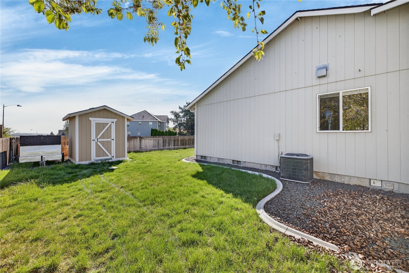 4607 Santa Fe Lane , Pasco, WA 99301