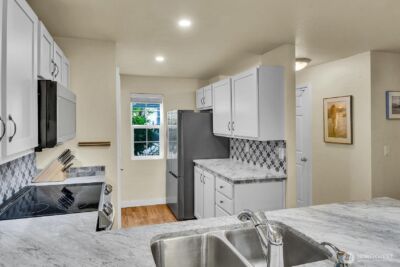 13020 102nd Lane NE #5, Kirkland, WA 98034 - Photo 3
