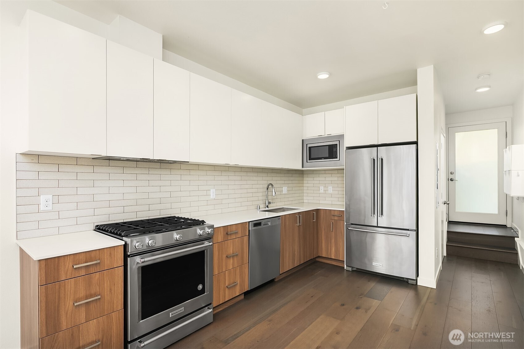 518 NW Bright Street , Seattle, WA 98107