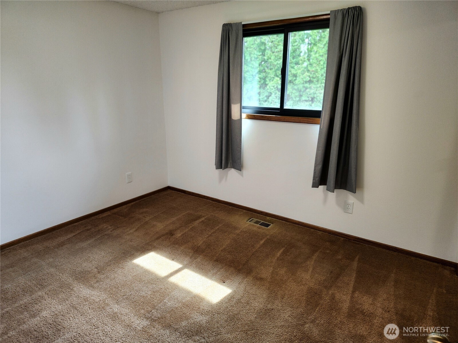 6744 La Bello Drive , Lynden, WA 98264