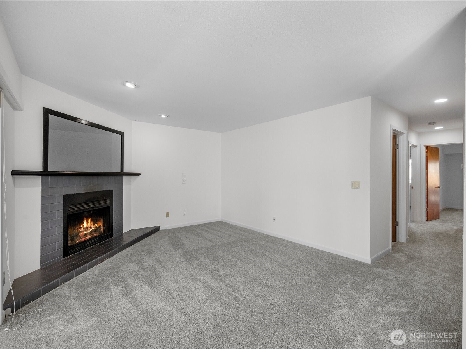 4118 212th Street SW #202C, Mountlake Terrace, WA 98043