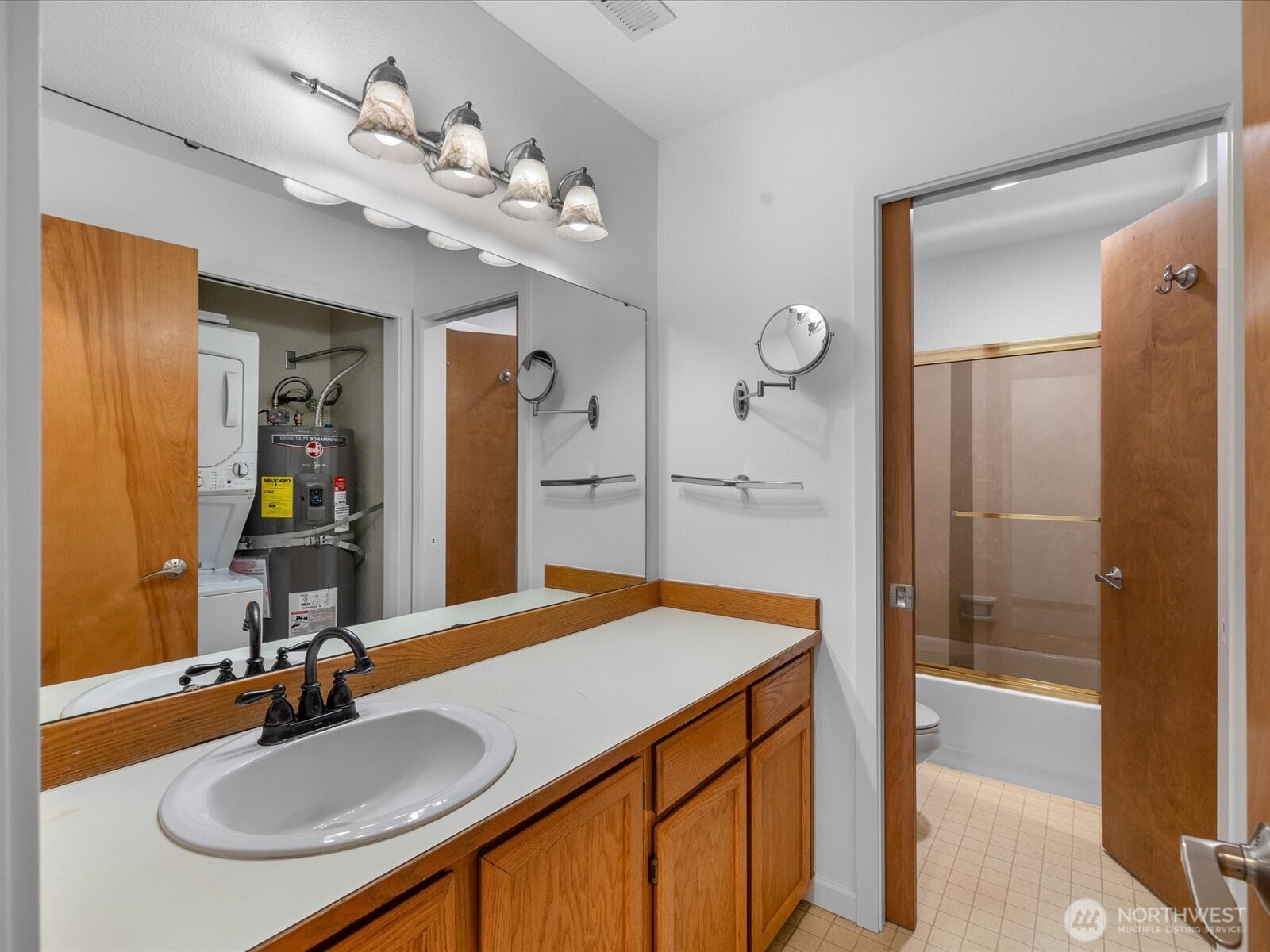 4118 212th Street SW #202C, Mountlake Terrace, WA 98043