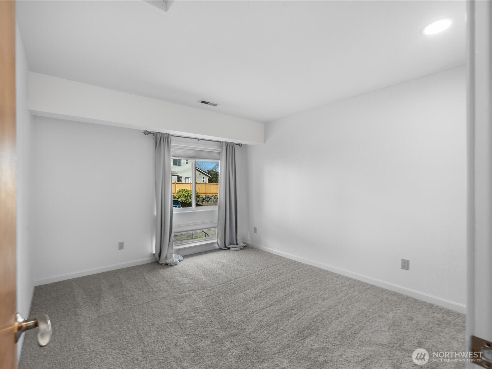 4118 212th Street SW #202C, Mountlake Terrace, WA 98043