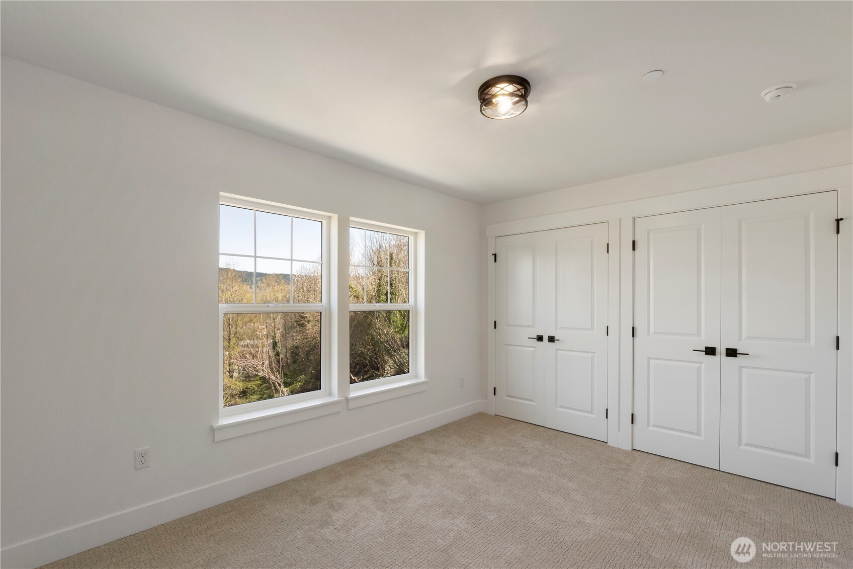 117 Orchard Avenue S #D, Eatonville, WA 98328