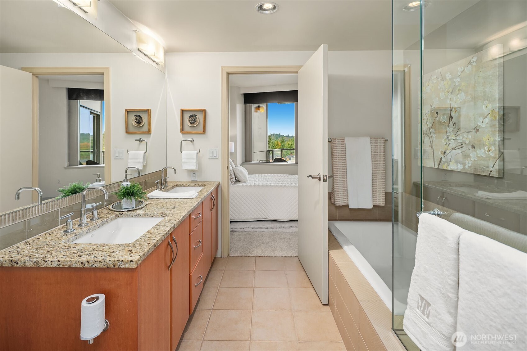 10610 NE 9th Place #1206, Bellevue, WA 98004