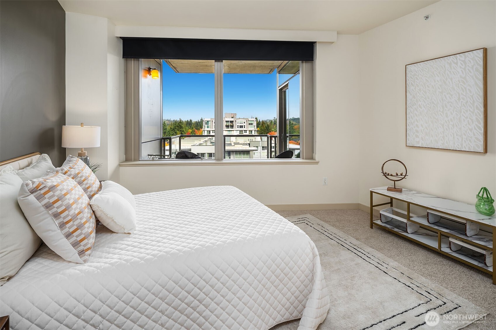 10610 NE 9th Place #1206, Bellevue, WA 98004