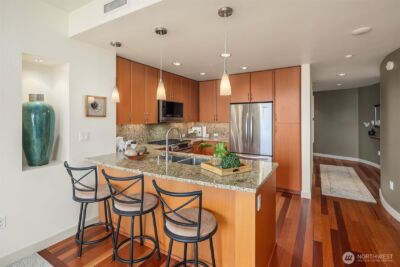 10610 NE 9th Place #1206, Bellevue, WA 98004 - Photo 20