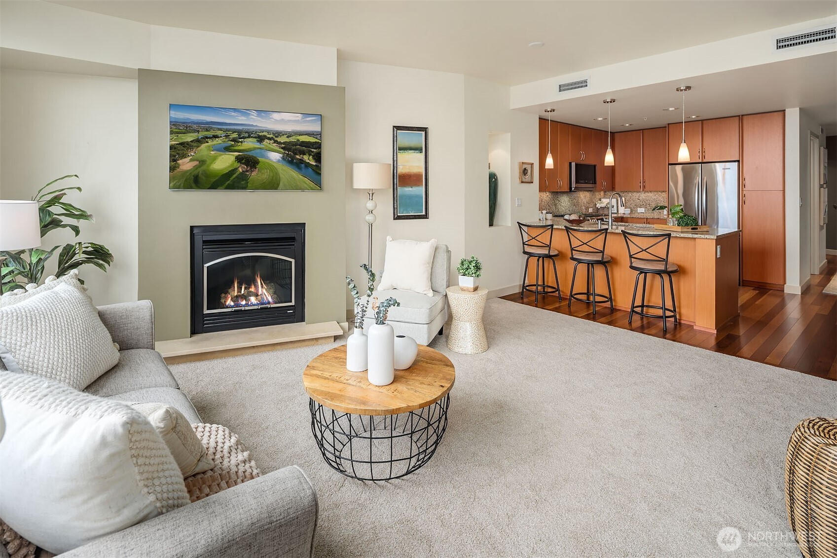 10610 NE 9th Place #1206, Bellevue, WA 98004