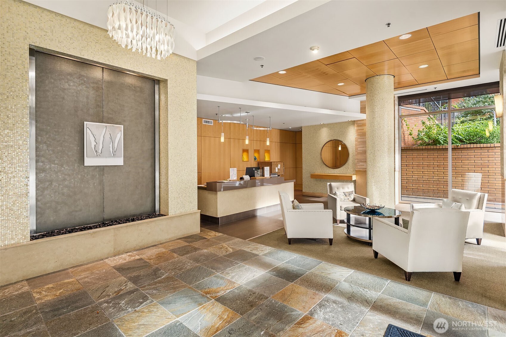 10610 NE 9th Place #1206, Bellevue, WA 98004