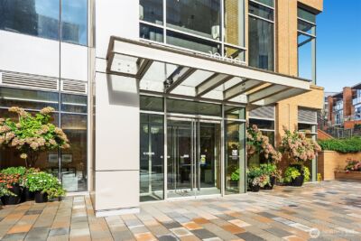 10610 NE 9th Place #1206, Bellevue, WA 98004 - Photo 31